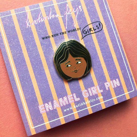 Independent Girl Pin, hard email