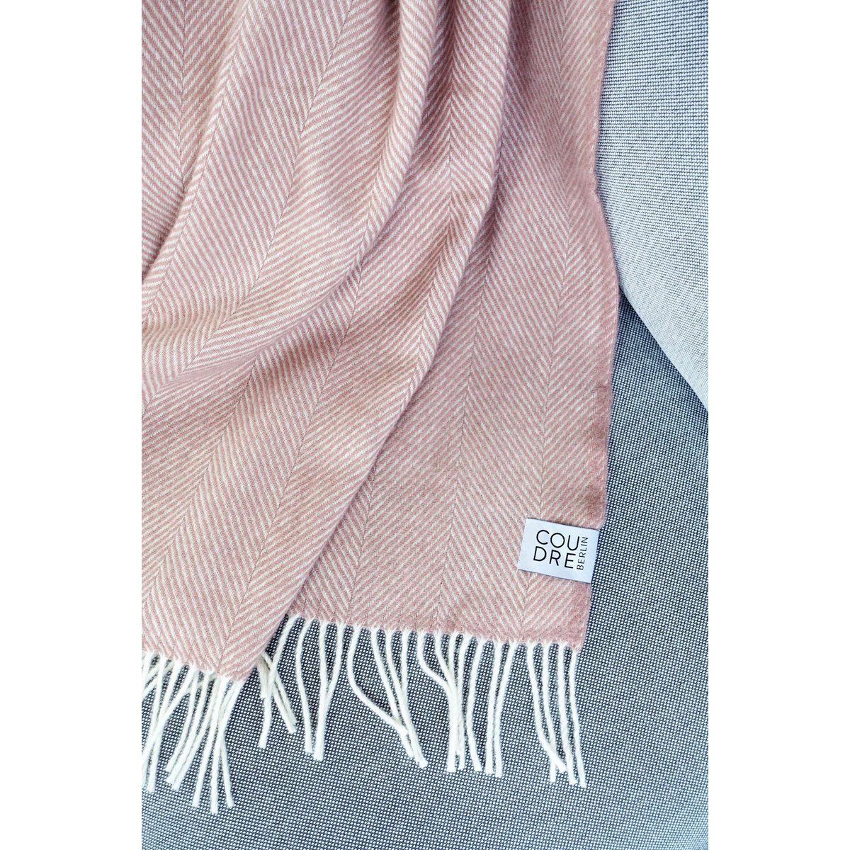Wool blanket / cuddly blanket herringbone rosestone