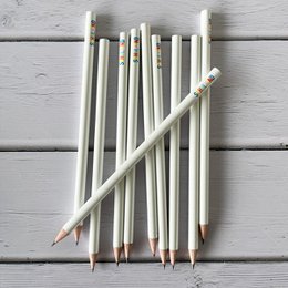 Potlood “Schoolkind” – wit – cadeau voor schoolinschrijving