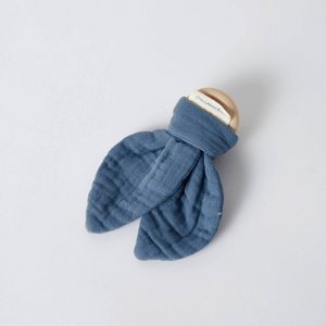 OrganicEra Beißring aus Bio-Musselin, Indigo