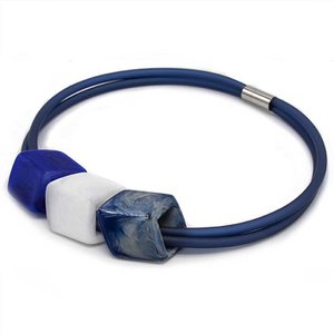 Exklusive Gummikette mit 3 WÜRFELN, Delfter Blau