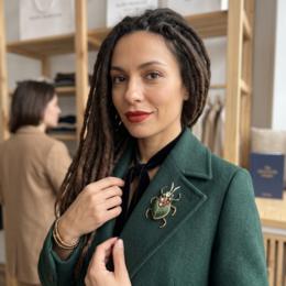 Elytra Brooch