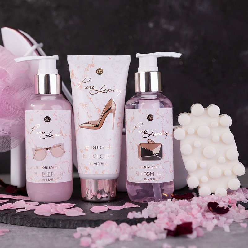Badesæt PURE LUXURY i keramisk sko i hvid/pink