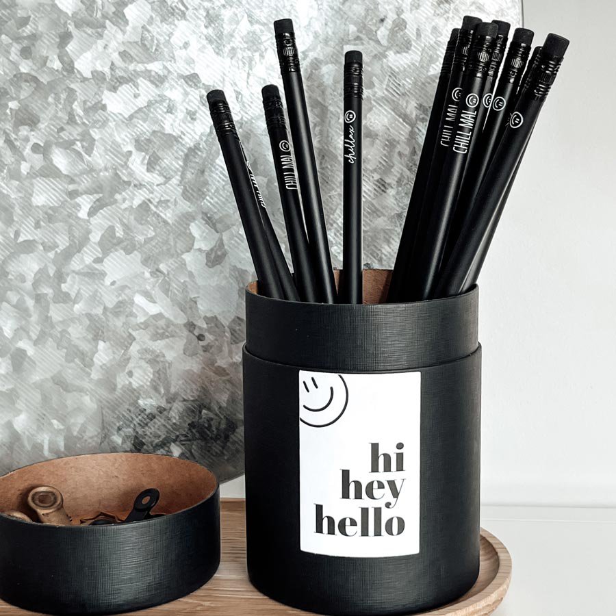 Gift box hi hey hello | Pen holder with lid
