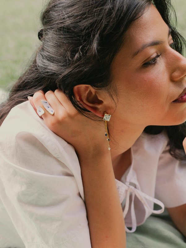 Varia Enamel Earrings – detachable Lapis & Pearl drop