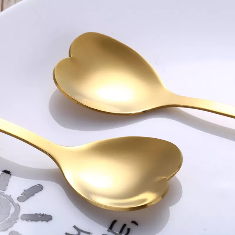 "Heart" spoon - For tea, coffee or desserts - 4 colors available