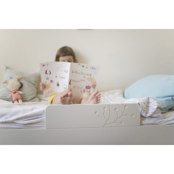 bird & berry junior bed