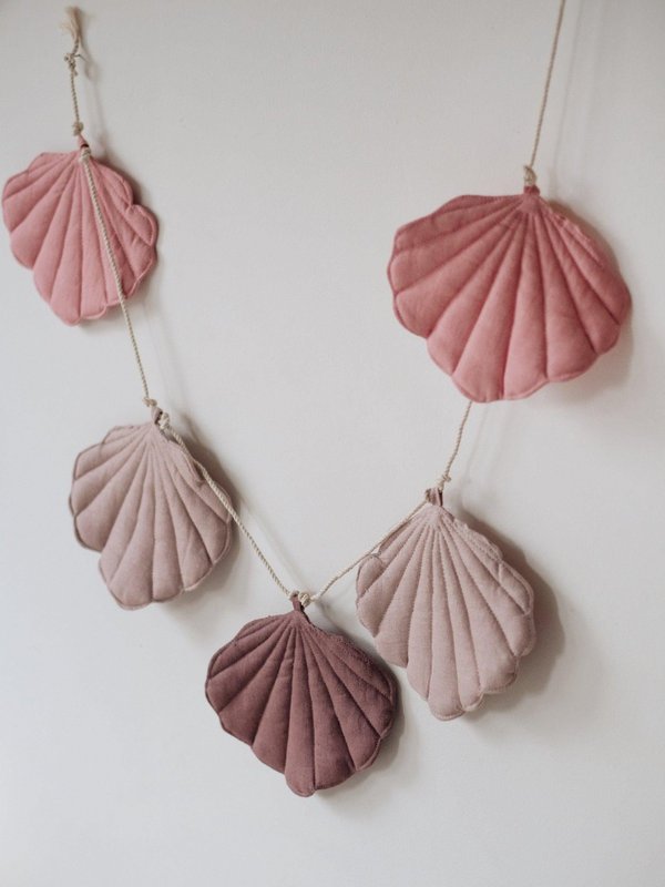 Guirlande de lin « rose » avec coquillages