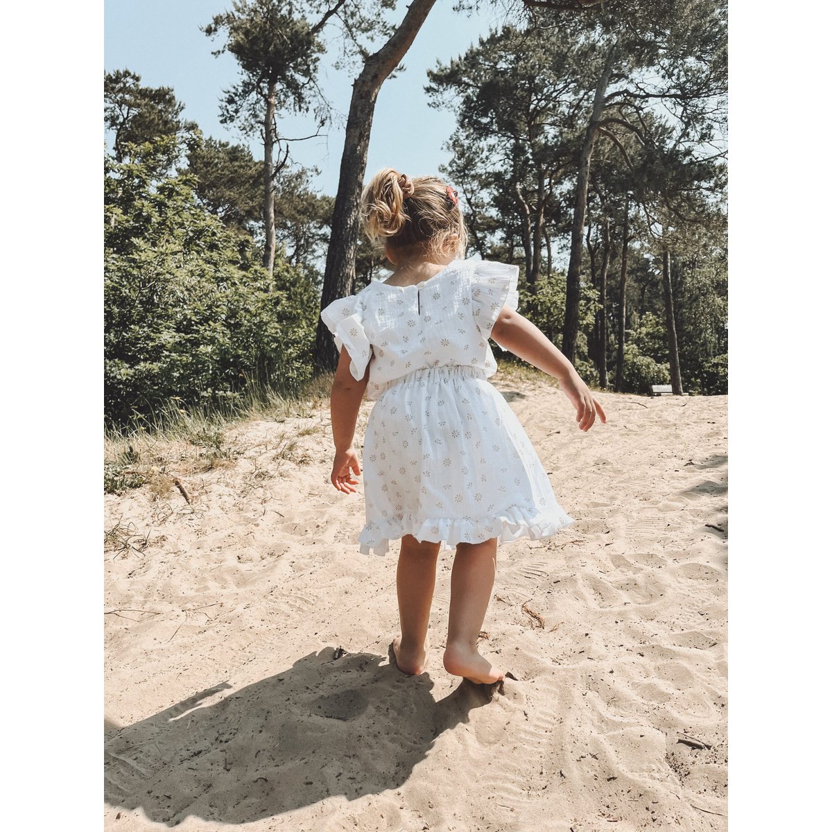 Set Blossoms Dreams in mussola: gonna e camicetta con eleganti volant