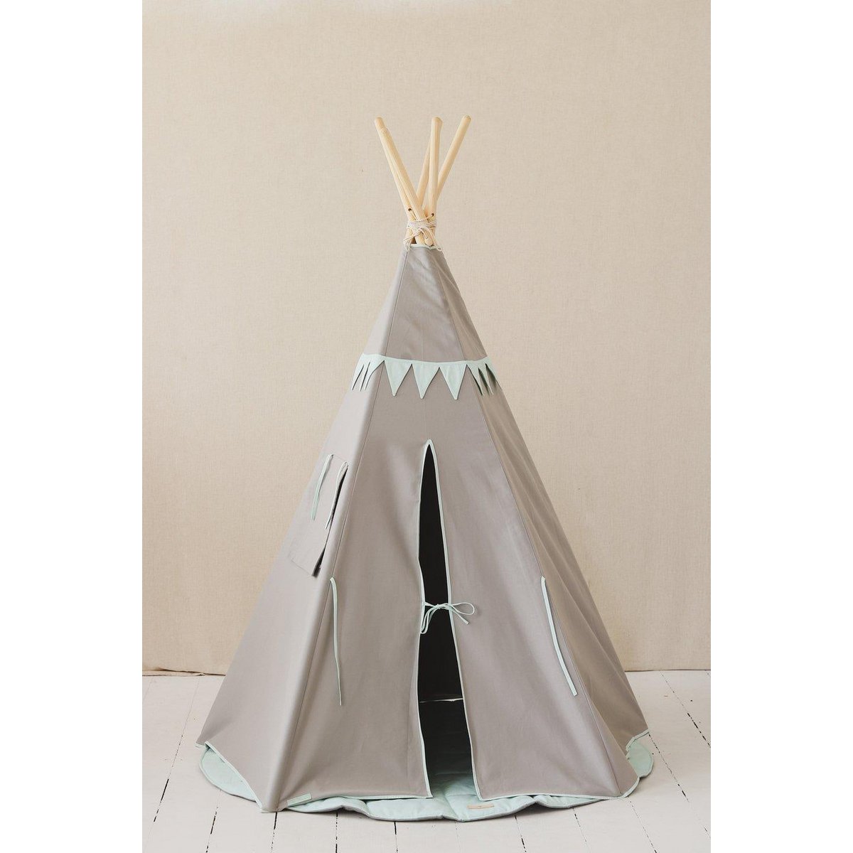 Tenda tepee "Mint Love" con ghirlanda