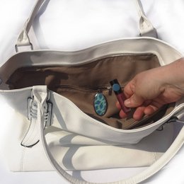 Pauwenveren: Designer magnetische telefoon- en sleutelhouder, voor portemonnee, auto, thuis!