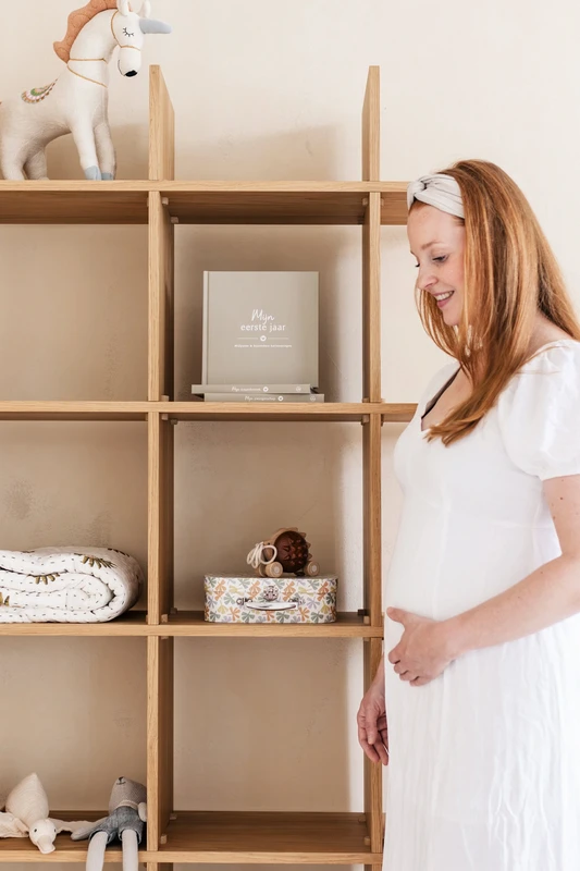 Fyllbooks Babybuch „Mein erstes Jahr“ – Leinen Taupe