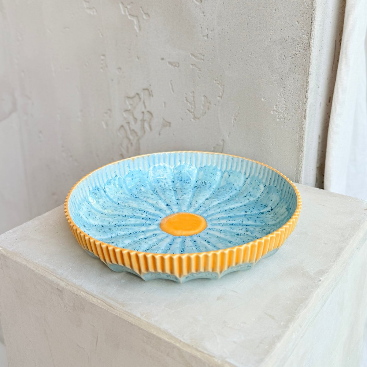 Bloom Plate - Amber Sky