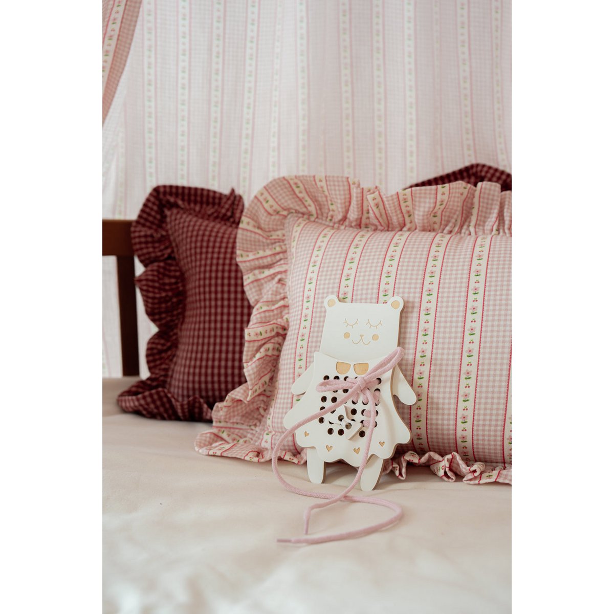 Nursery muslin canopy with ruffle "Vintage style"
