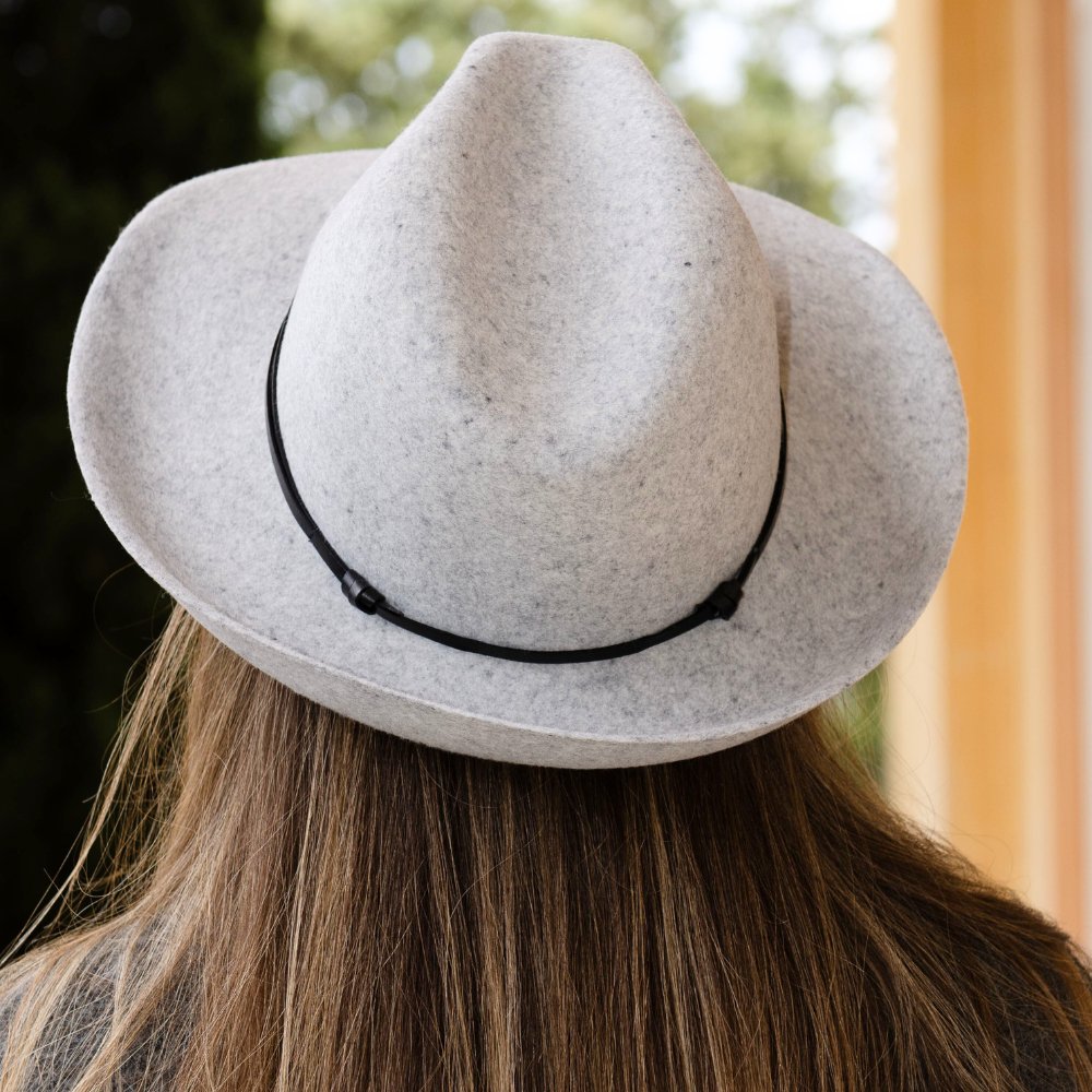 CHAPEAU FEUTRE - lien cuir, bord non cousu