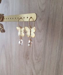 18 Karat vergoldete Schmetterlingsohrringe mit Golden Shadow-Tropfen