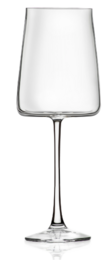 Set of 6 clear wine glasses, 65 cl capacity, essential design for everyday use.