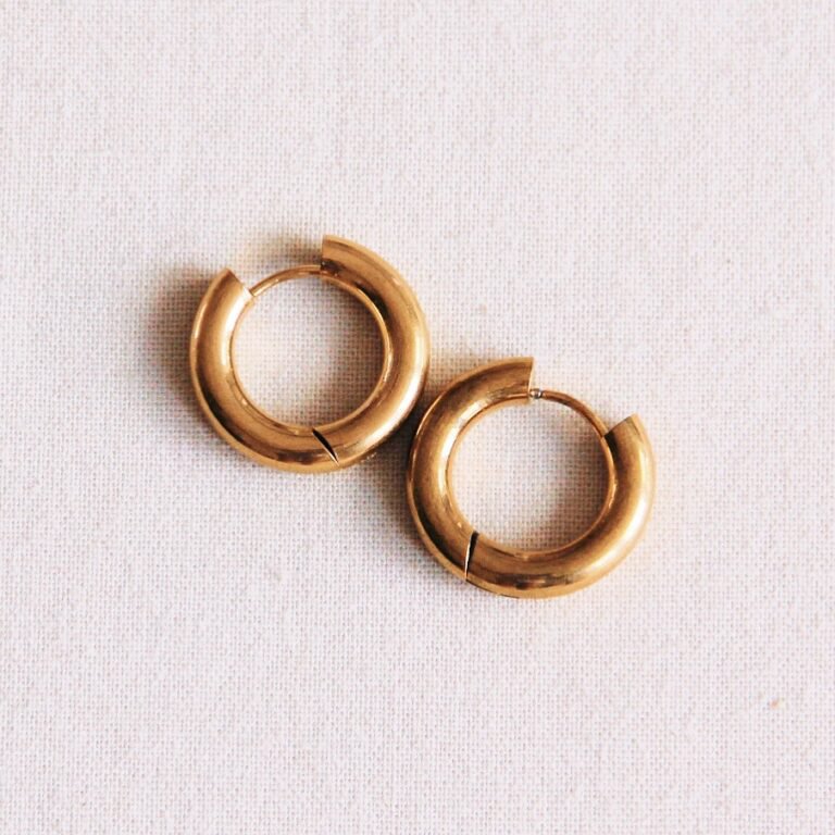 EA516: creola larga 16 mm in acciaio inox - oro