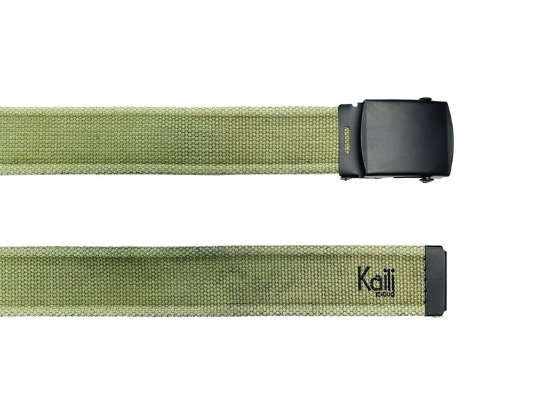K4010EB | Stone Washed Canvas Ribbon Belt Col. Green with Matt Black Buckle. Dimensions: 125 x 4 x 0.5 cm One size - Can be shortened. Packaging: Rigid bottom/lid gift box