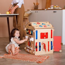 BusyBoard sensory playhouse - Natura