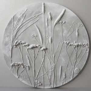 Rond wandreliëf Floresta