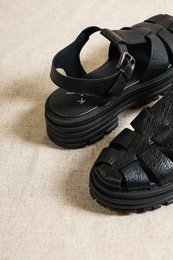 CALA BLACK- Chunky Fisherman Sandals