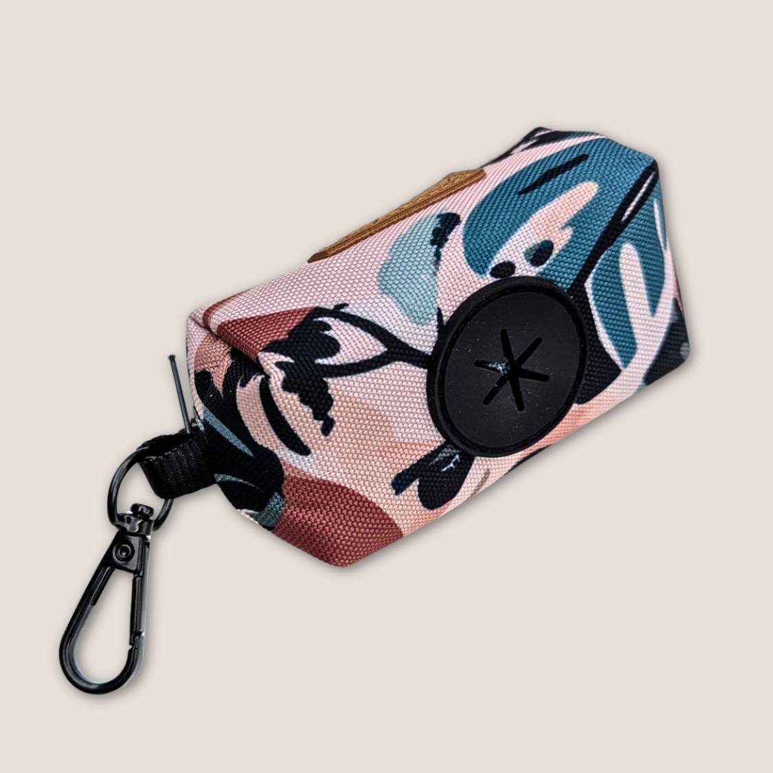 Savane waste bag pouch