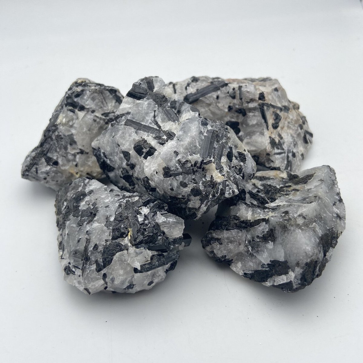 Raw Stones - Black Tourmaline & Quartz (1 kg)