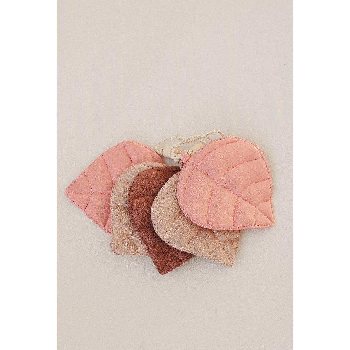 Guirlande de Lin « Rose » avec Feuilles