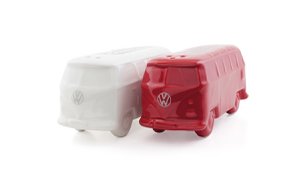 Volkswagen VW T1 Bus 3D Salt & Pepper Shaker in Gift Box - Red