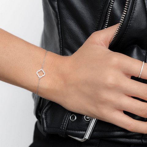 Clover bracelet with diamonds, 18K white gold