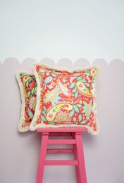 Funda de almohada con flecos "Armonía roja"