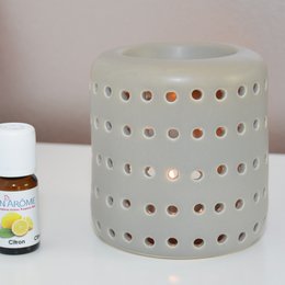 Quemador de Perfumes - Coliseo Gris - Diseño y Forma Originales - Objeto Decorativo Aromaterapia - Portavelas Difusor de Aromas, Ceras Perfumadas