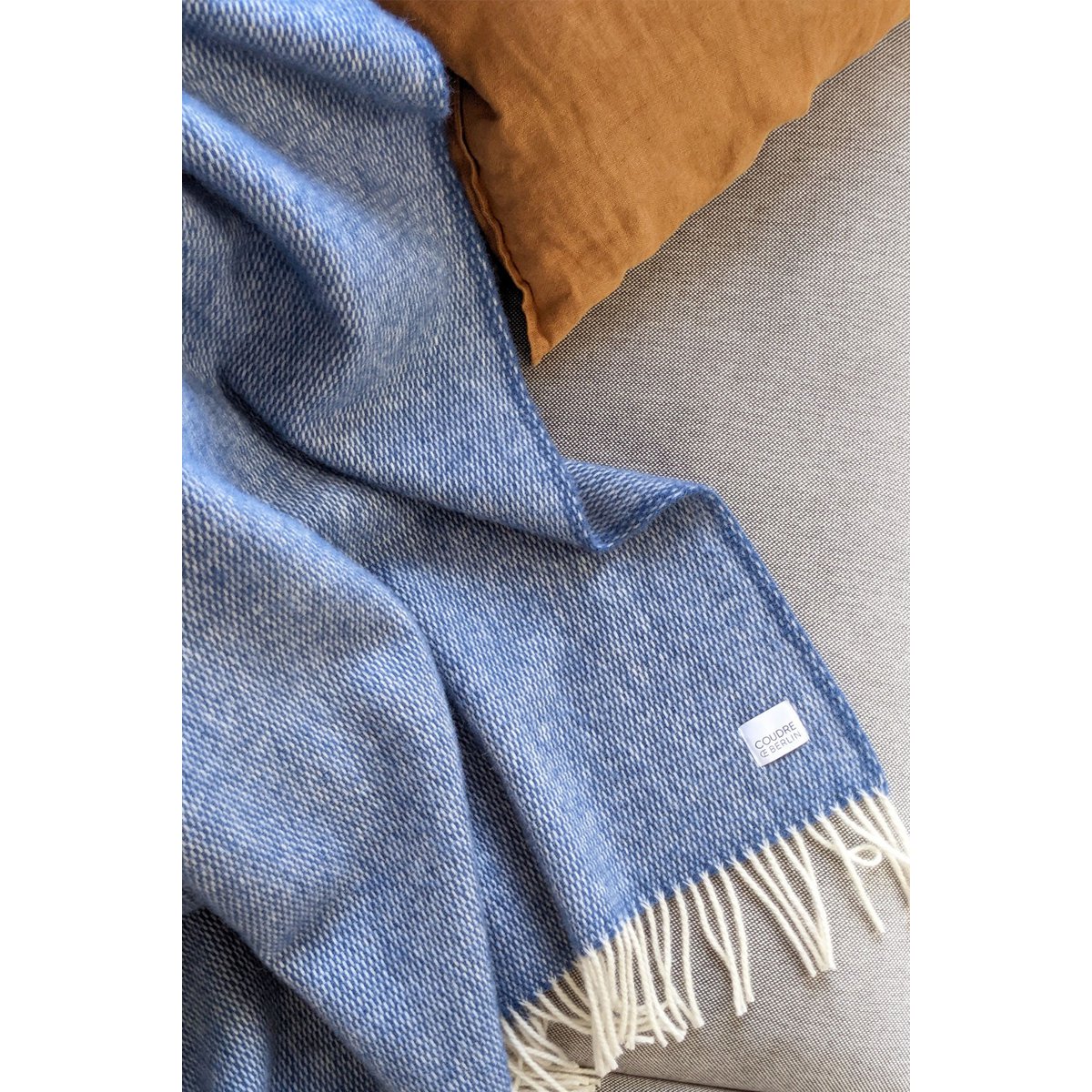 Wool blanket/cuddly blanket pickstitch rain