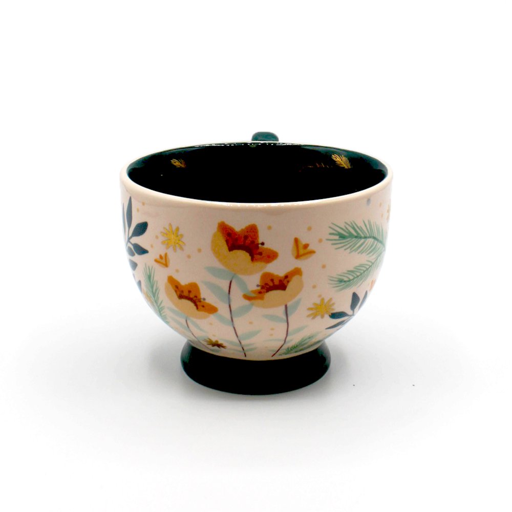 Tazza di coniglio del giardino segreto