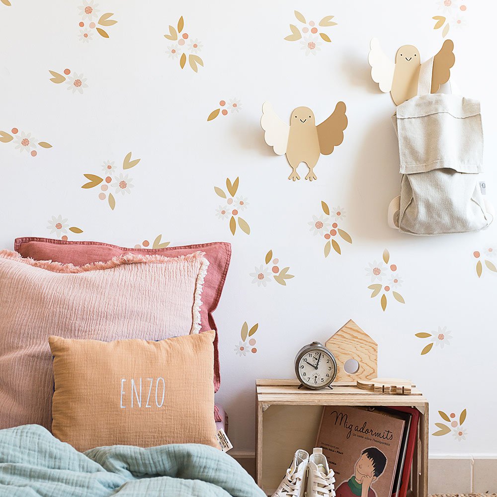Chick wall hanger
