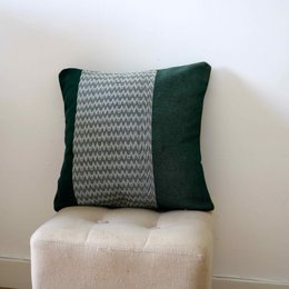 Cim Lio green decorative cushion cover