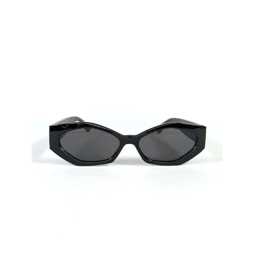 Lunettes de soleil noires de la morosité annuelle