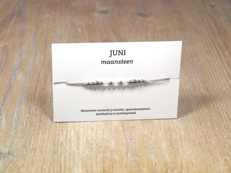 per stuk. Geboortesteen armbandjes swarovski rvs