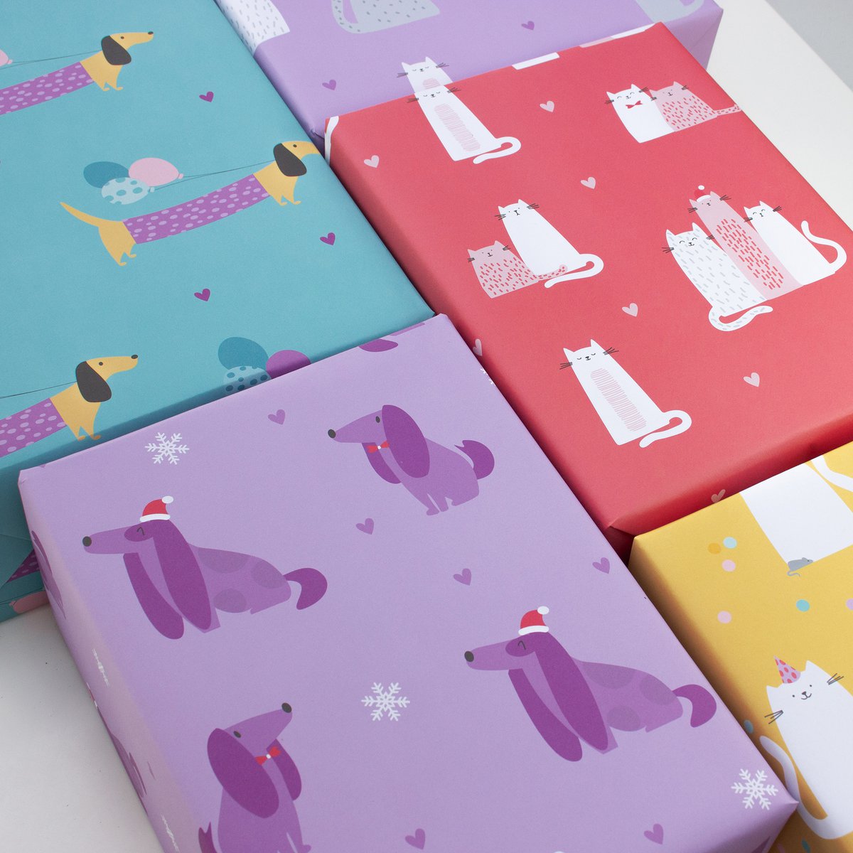 Papier do pakowania urodzin z kotami „Confetti Cats” w kolorze żółtym