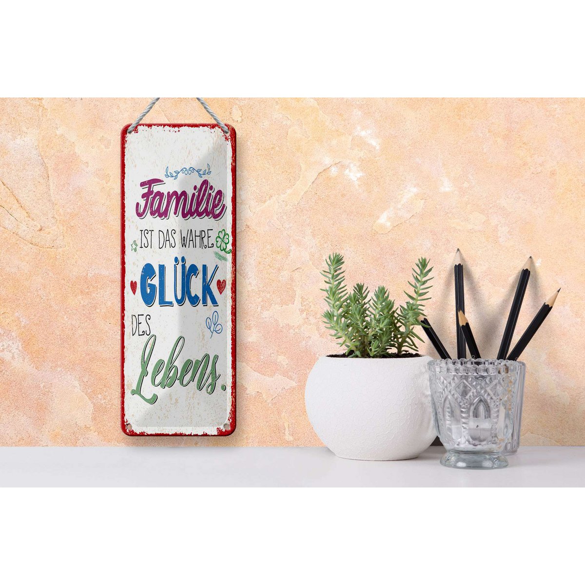 Tin sign saying 27x10 cm Family is the true happiness of life decorative sign