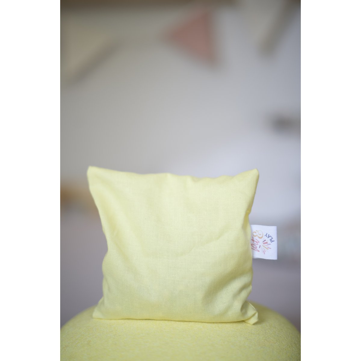 Pittenzakjes pastel, kirschkern kissen, sensory beanbag