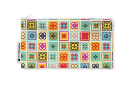 Colorful floral pattern toiletry bag, designed and made in Barcelona, medium size 22 cm x 12 cm, suitable for shoulder carry.