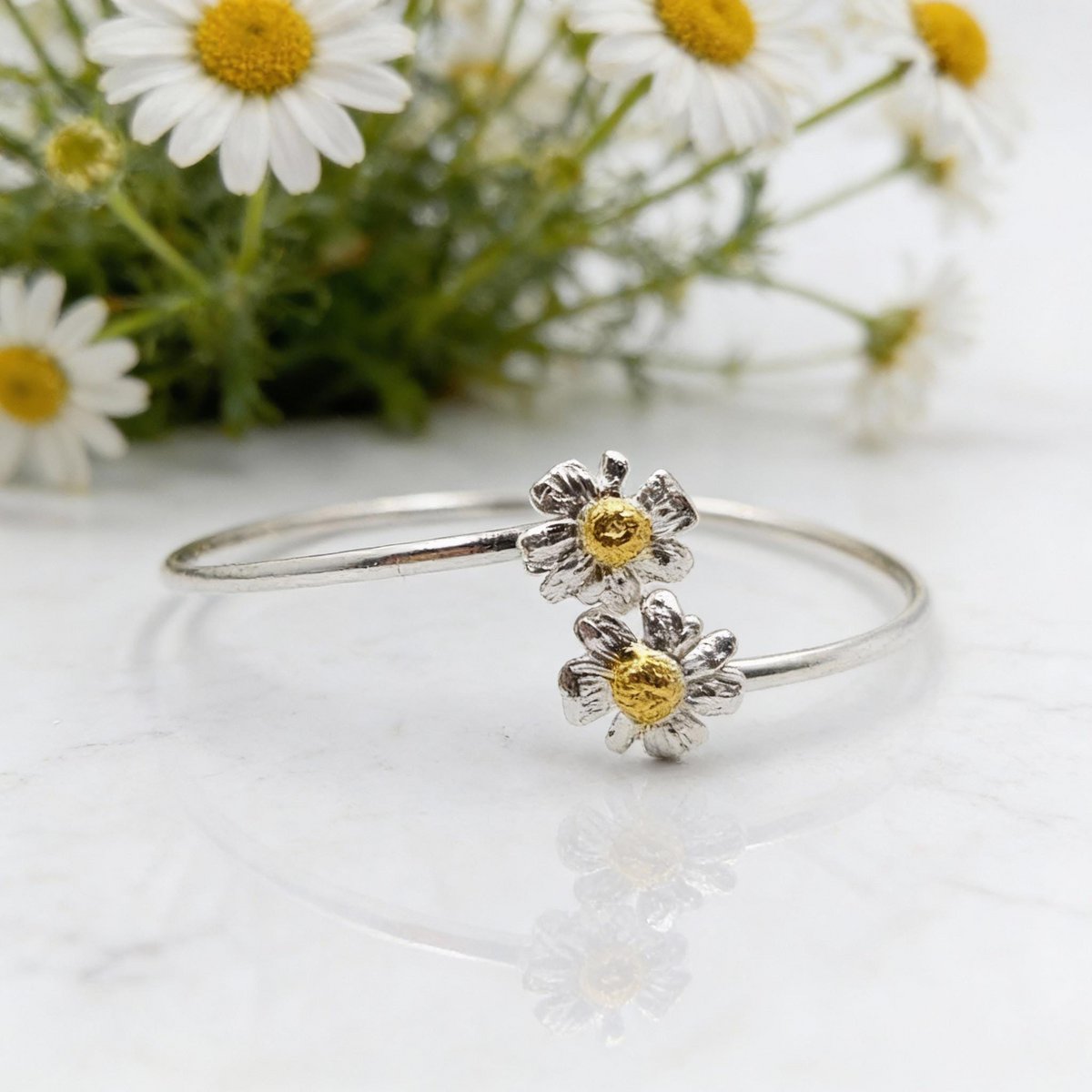 Gold Chamomile Flower Bracelet, Handmade Minimalist Jewelry, Organic Forest Cuff, Boho Gift for Protection, Sterling Silver 925