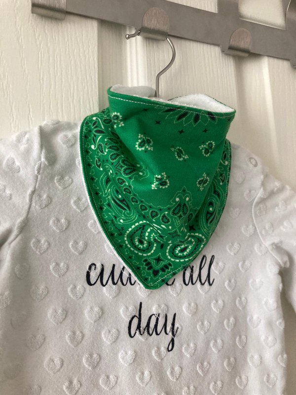 Drool scarf Paisley Green