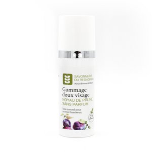 Fragrance-free plum kernel gentle scrub