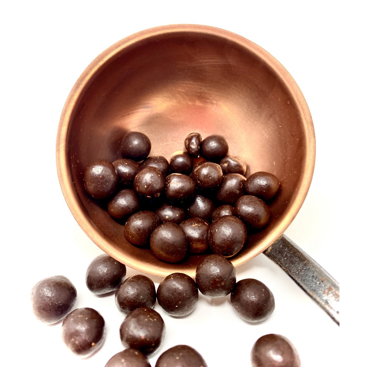 Dunkle Schokoladen-Haselnüsse (Großpackung 1 kg)