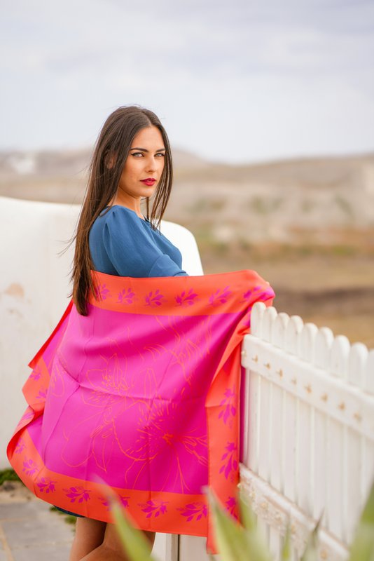 Le Magnifique foulard Alstroemeria 100% soie 180*75cm