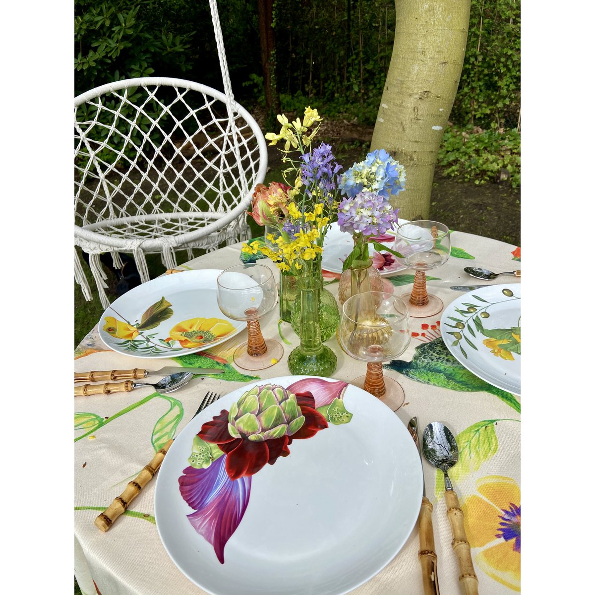 Botanical Wonders - Set of 4 dinner plates