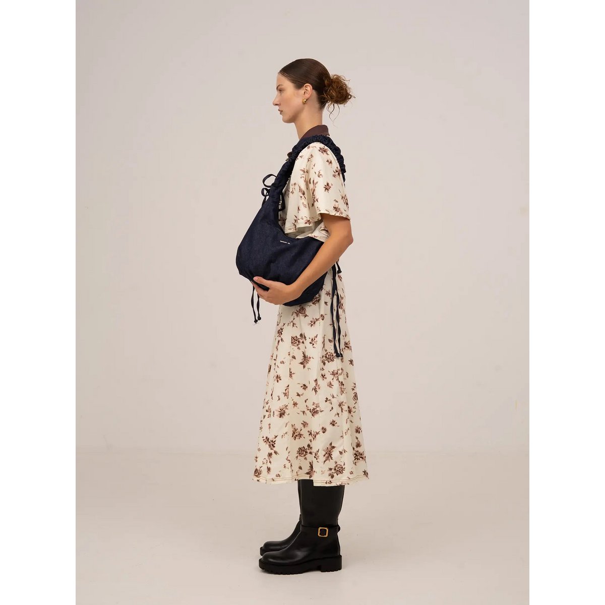 Abito longuette con stampa floreale marrone fiorisce